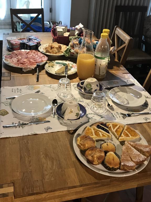 La Ciliegia Bianca Bed and Breakfast Belgirate Zewnętrze zdjęcie